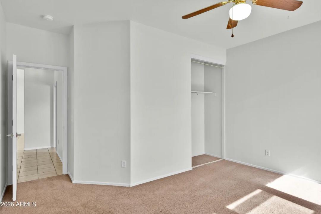 Real Estate Picture 24