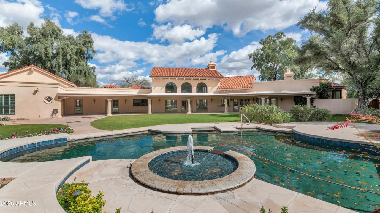 Real Estate Picture 10