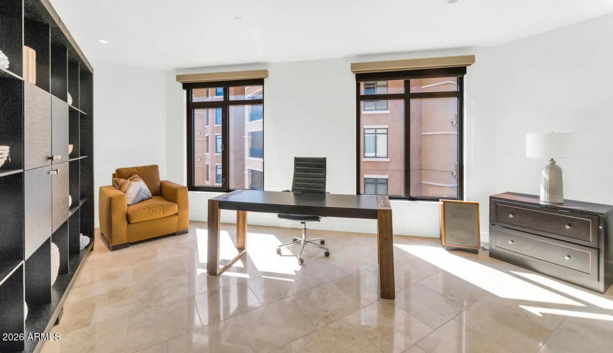 Real Estate Picture 9