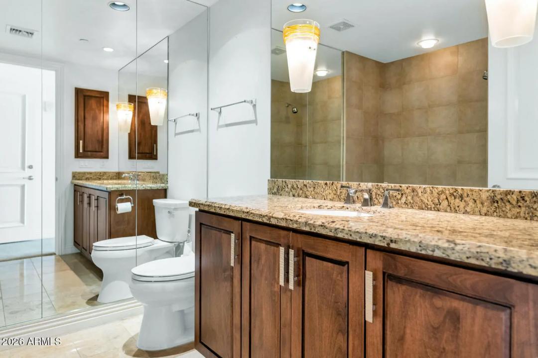 Real Estate Picture 15