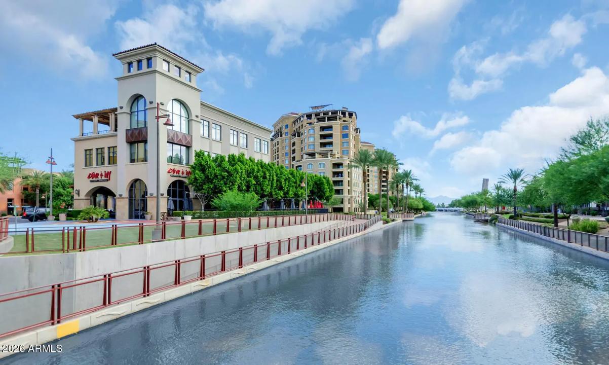 Real Estate Picture 21