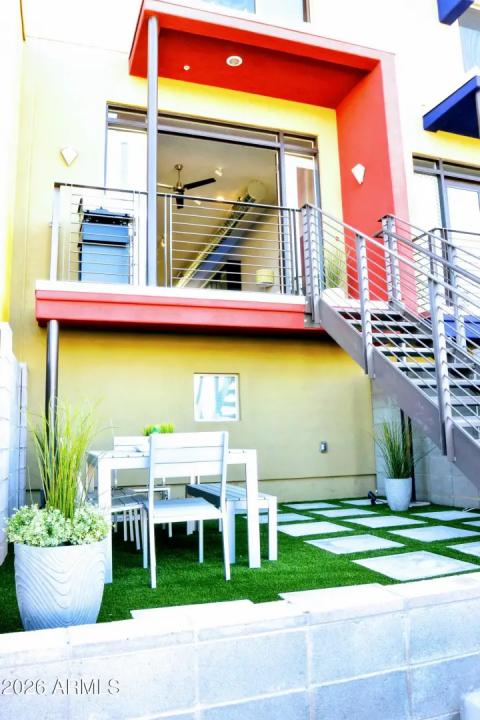 Real Estate Picture 2