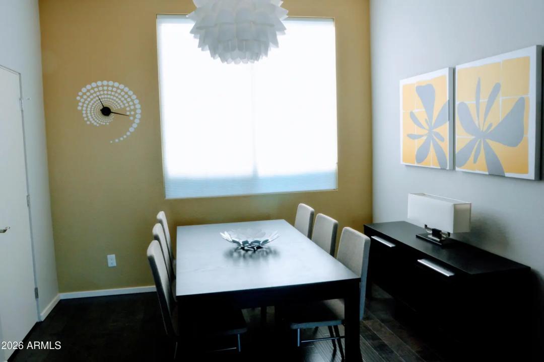 Real Estate Picture 6