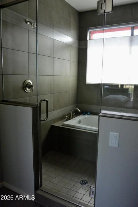 Real Estate Picture 16