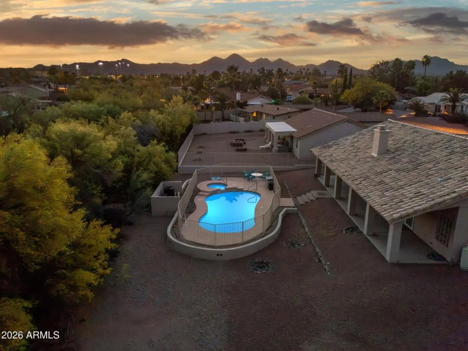 Real Estate Picture 21