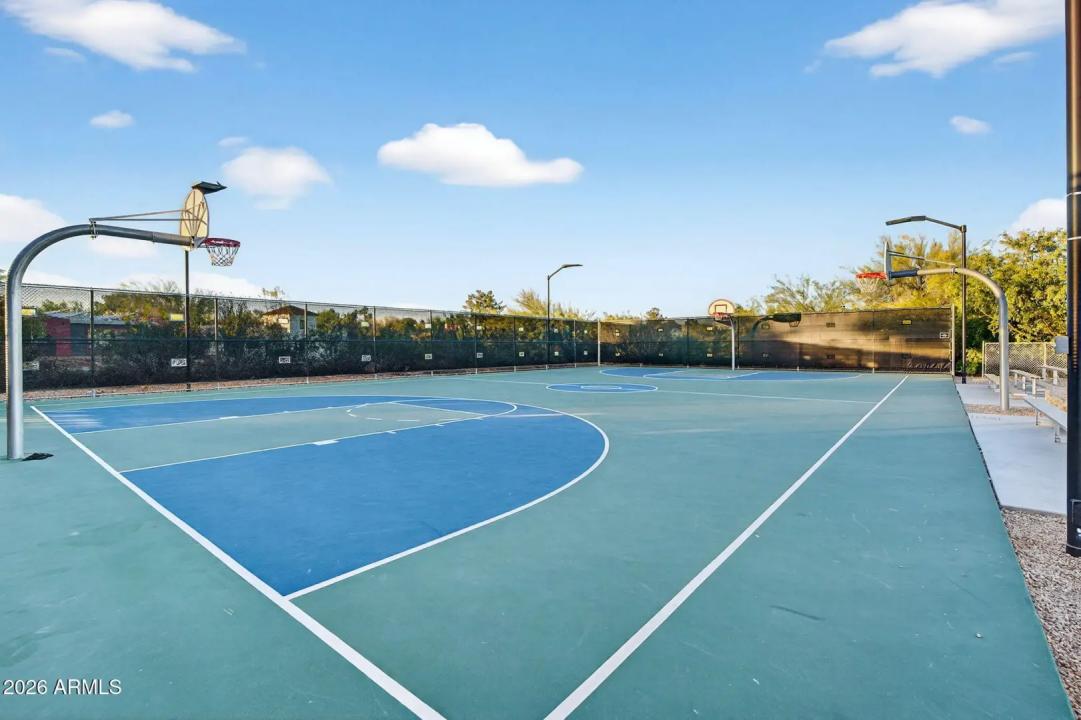 Real Estate Picture 23