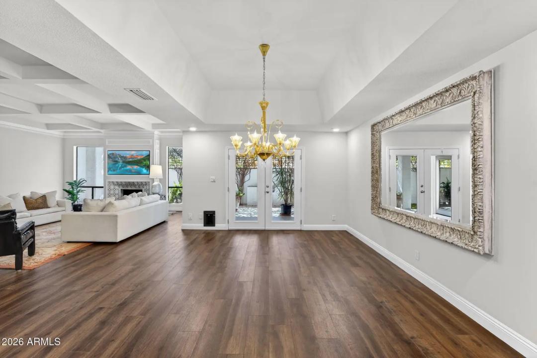 Real Estate Picture 23