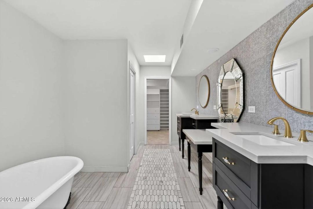 Real Estate Picture 35