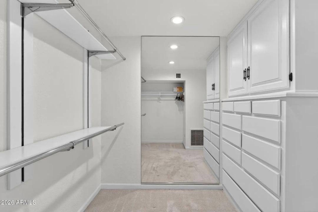 Real Estate Picture 39