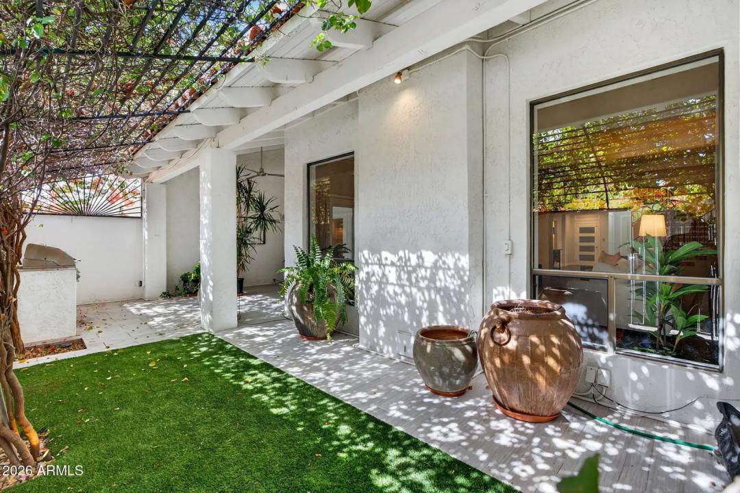 Real Estate Picture 52