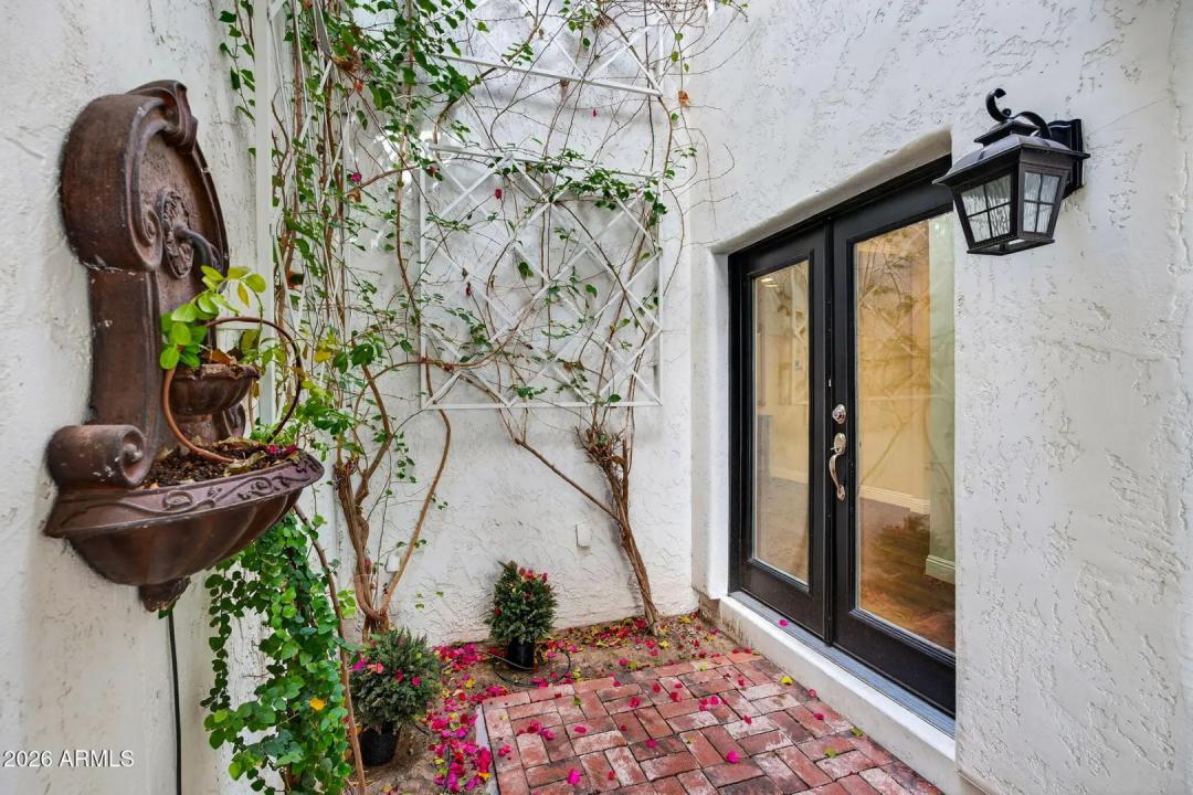 Real Estate Picture 58