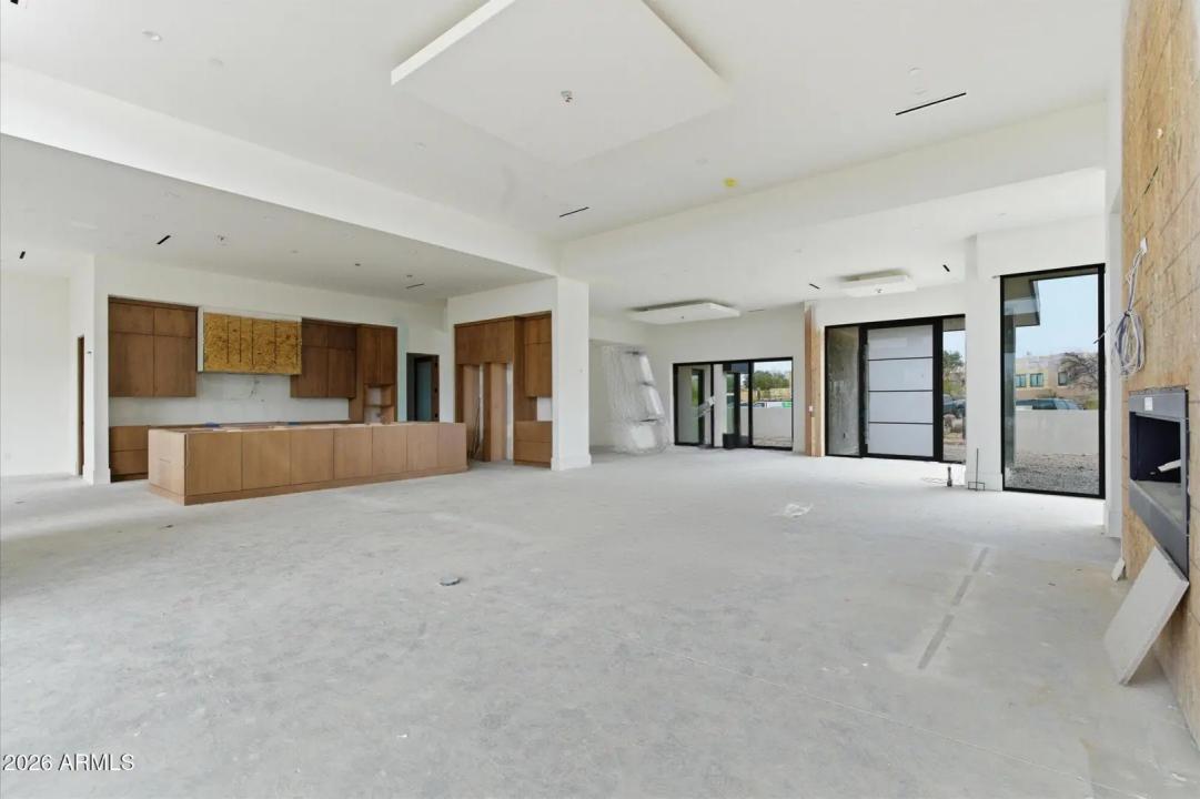 Real Estate Picture 20