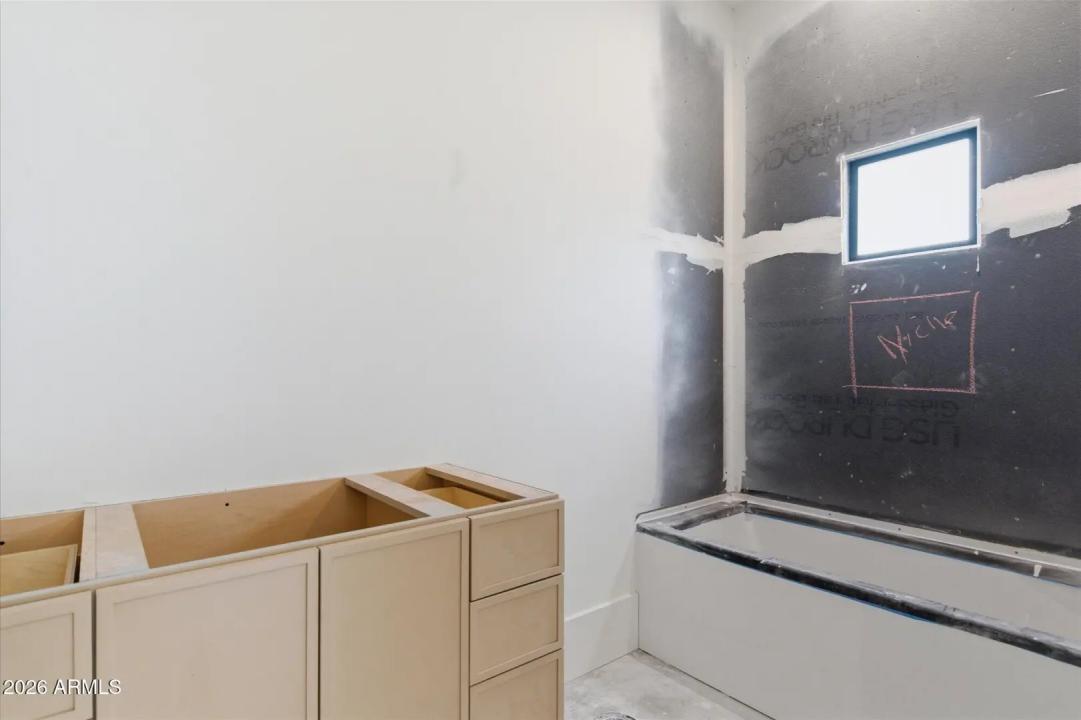 Real Estate Picture 33