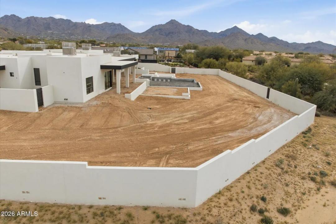 Real Estate Picture 39