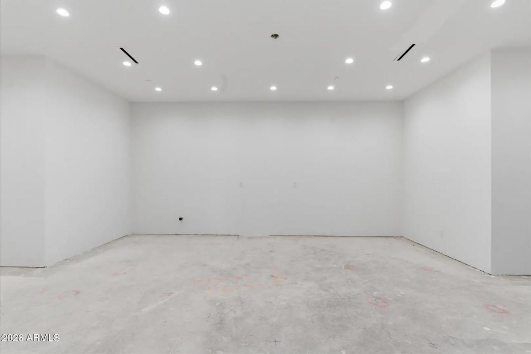 Real Estate Picture 56