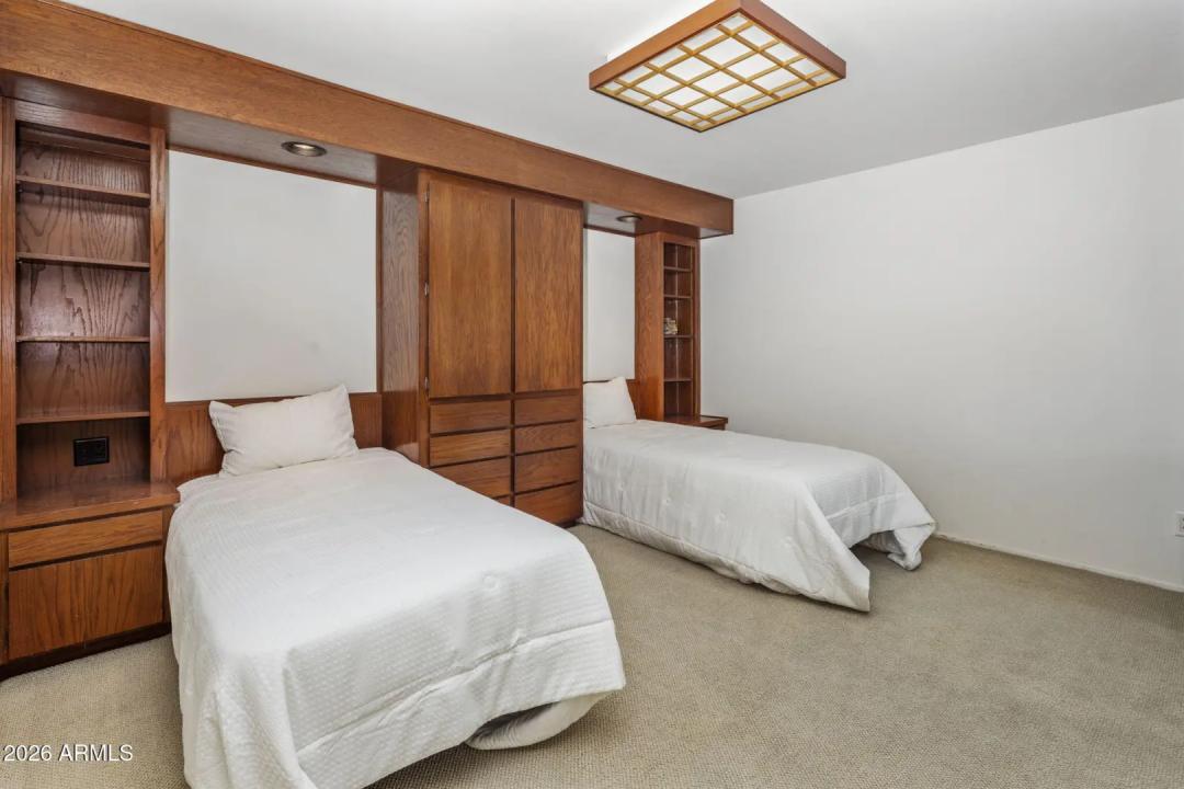 Real Estate Picture 31