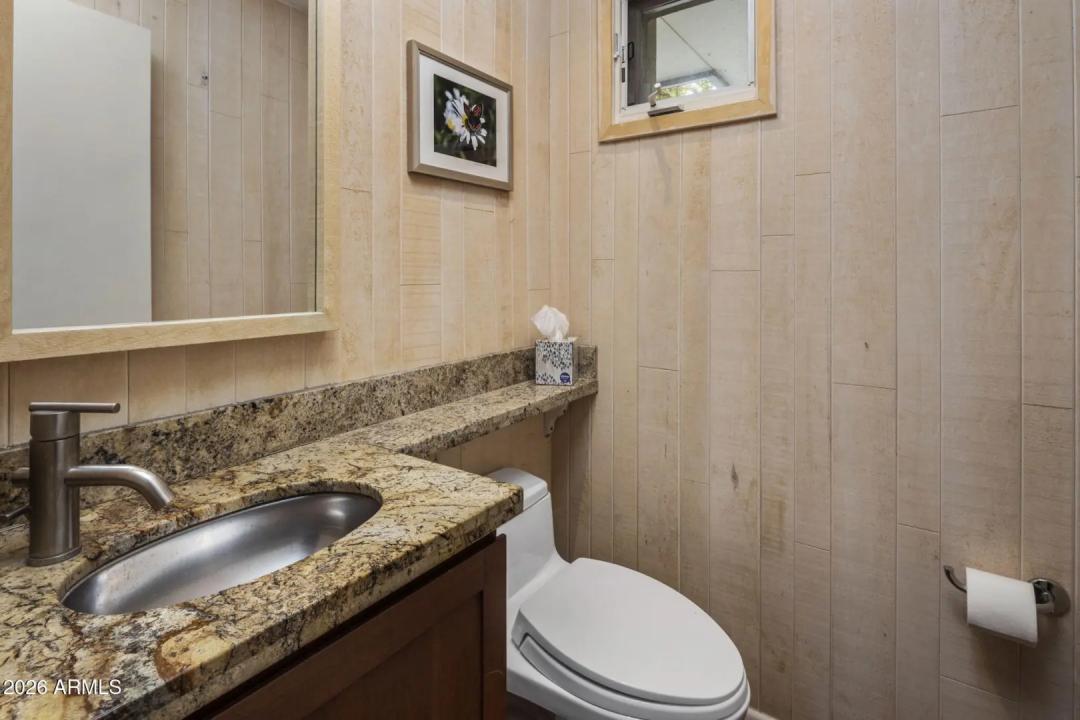 Real Estate Picture 39