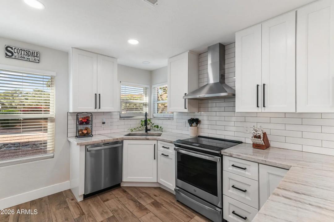 Real Estate Picture 2