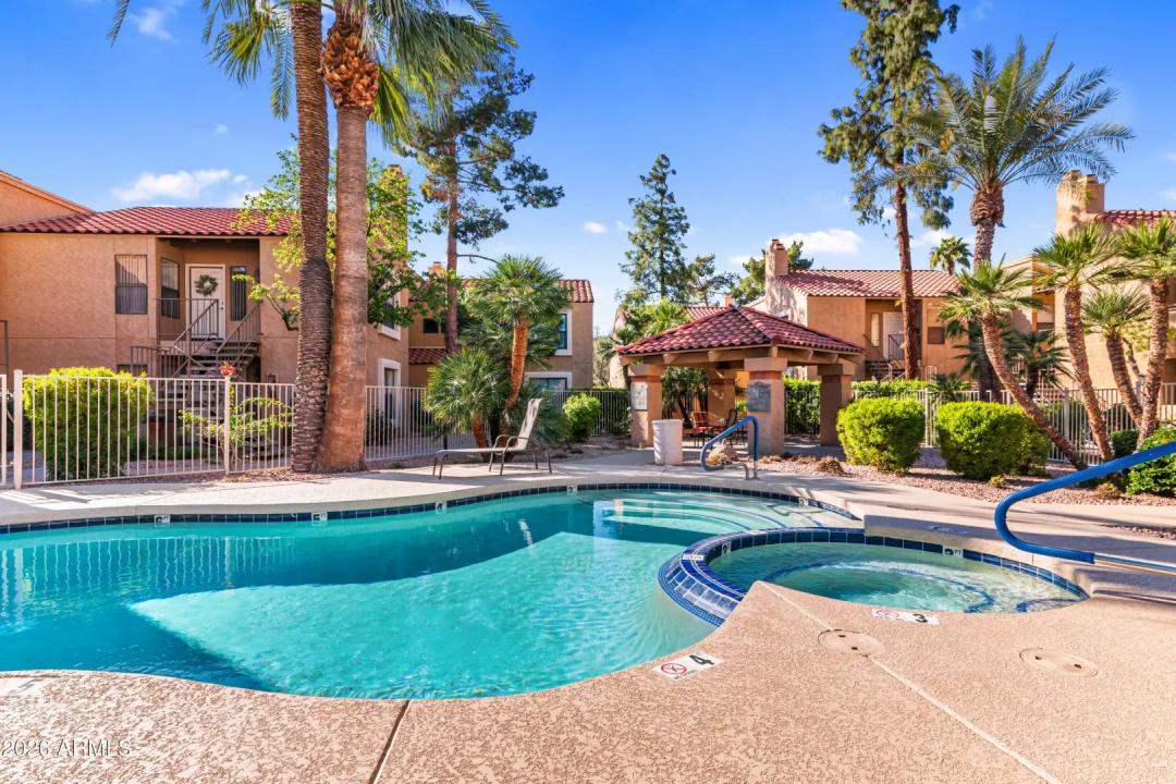 Real Estate Picture 25