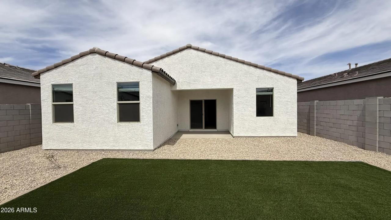 Real Estate Picture 13