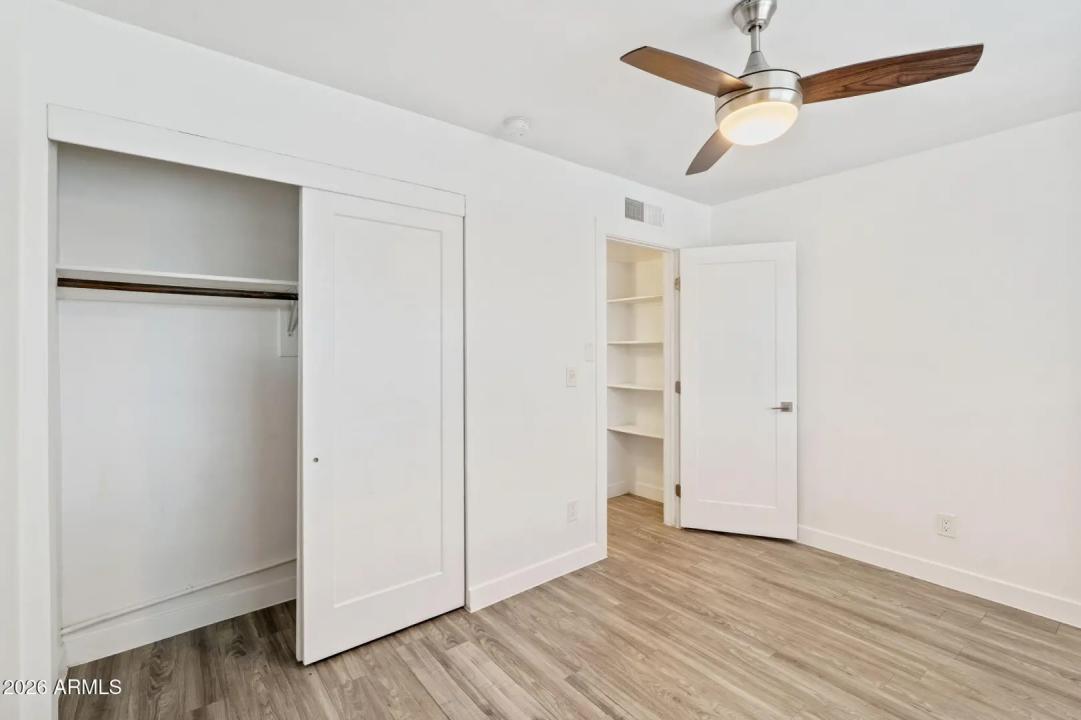 Real Estate Picture 13