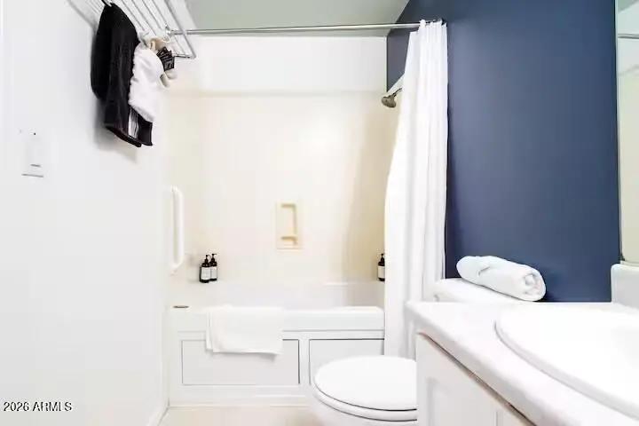 Real Estate Picture 4