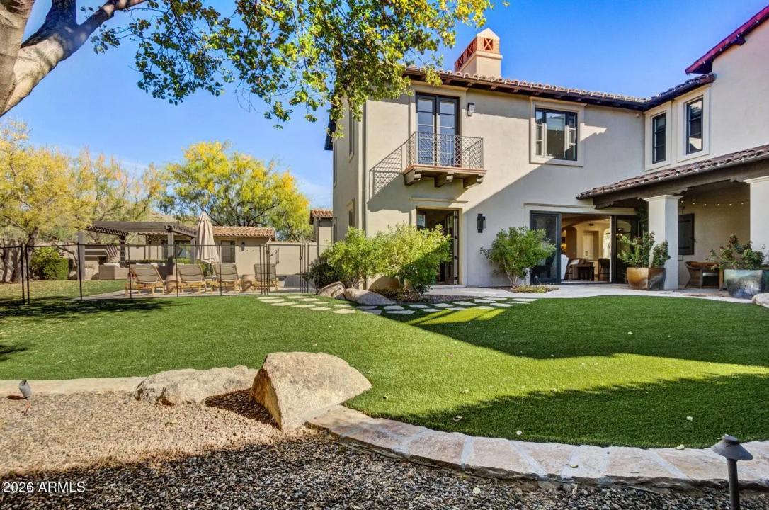 Real Estate Picture 2