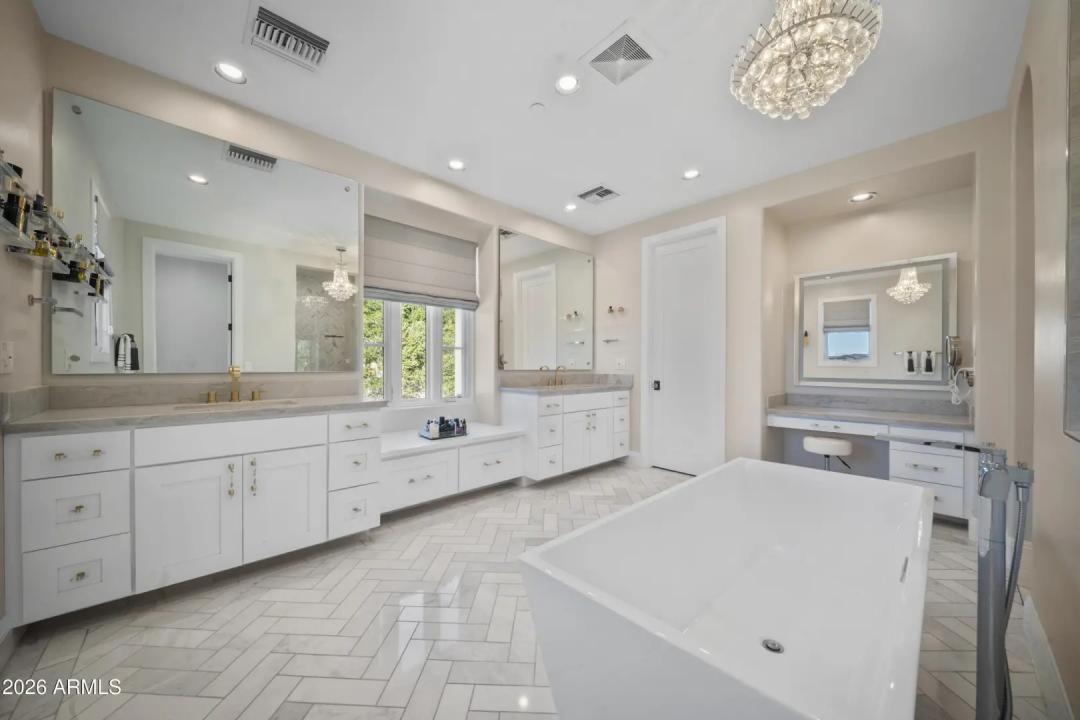 Real Estate Picture 31