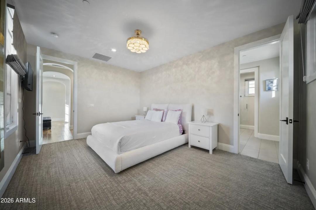 Real Estate Picture 39