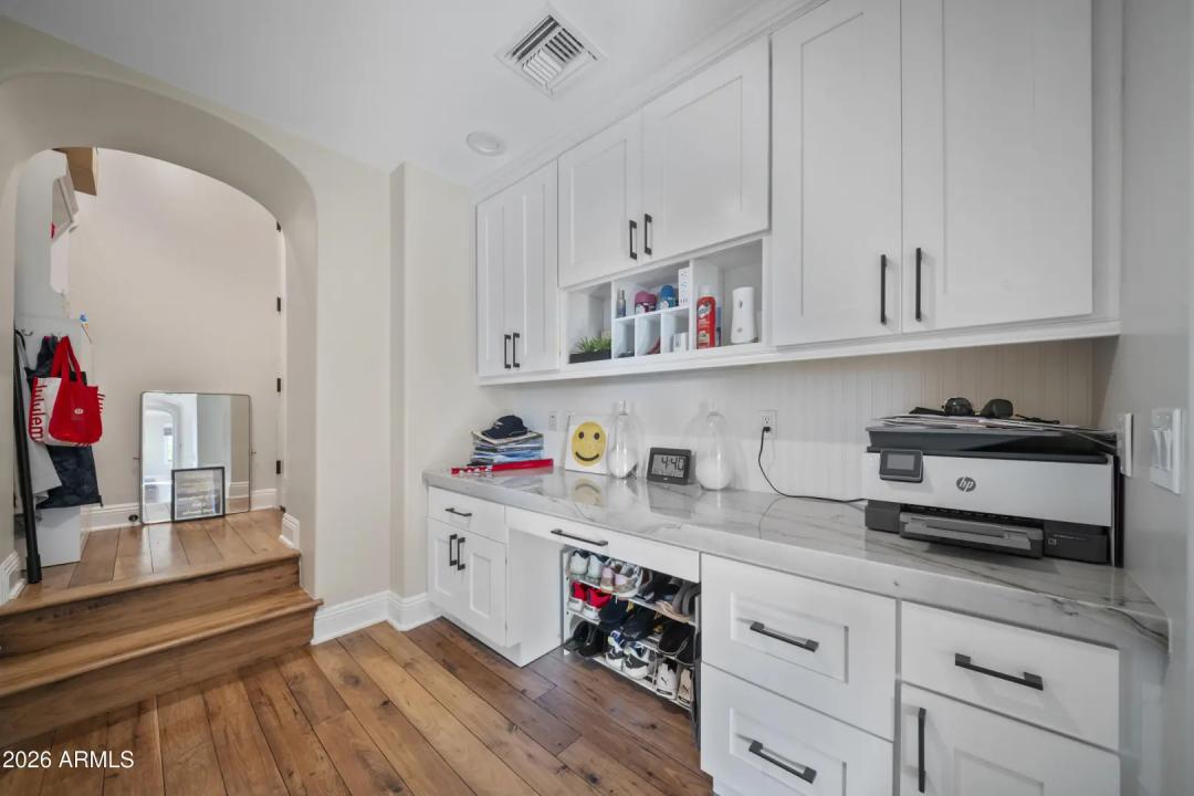 Real Estate Picture 54