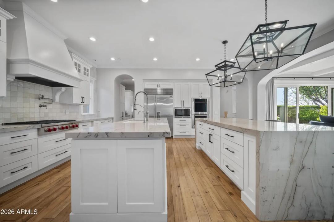 Real Estate Picture 20