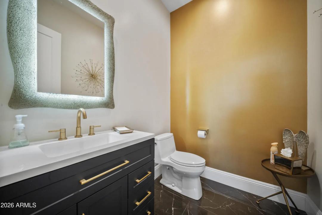 Real Estate Picture 28