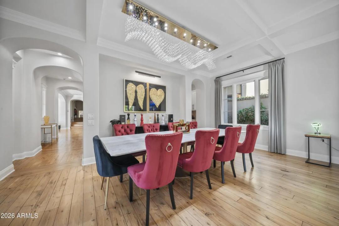 Real Estate Picture 25