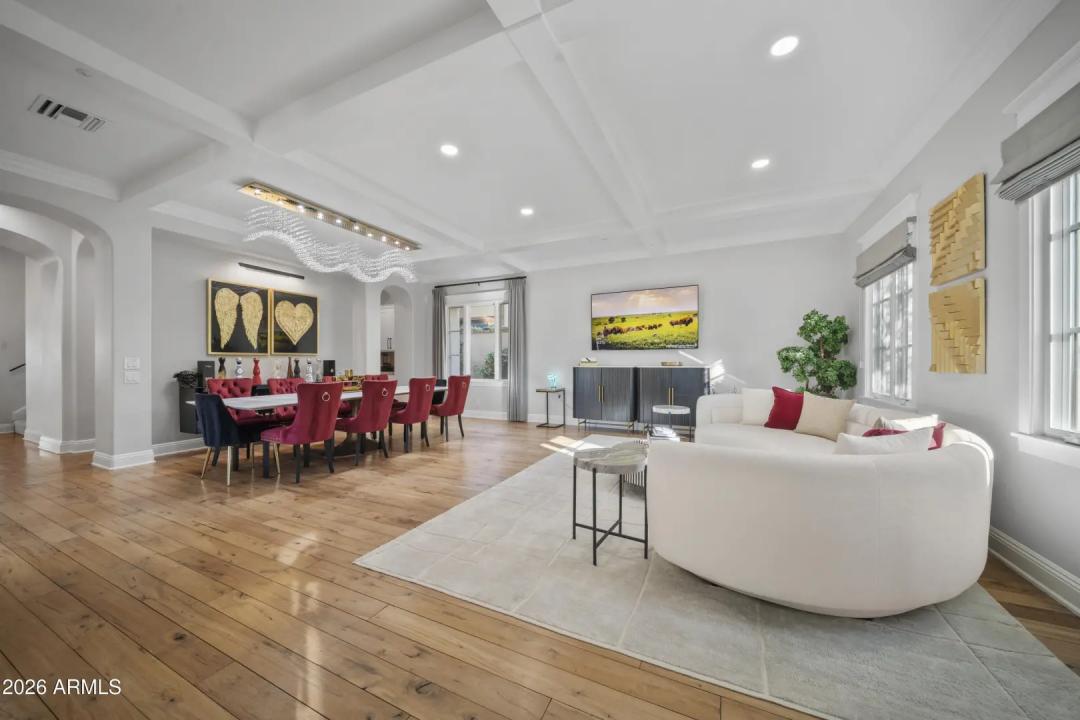 Real Estate Picture 26