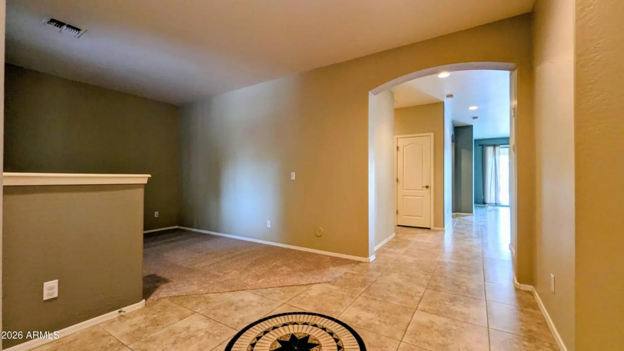 Real Estate Picture 5