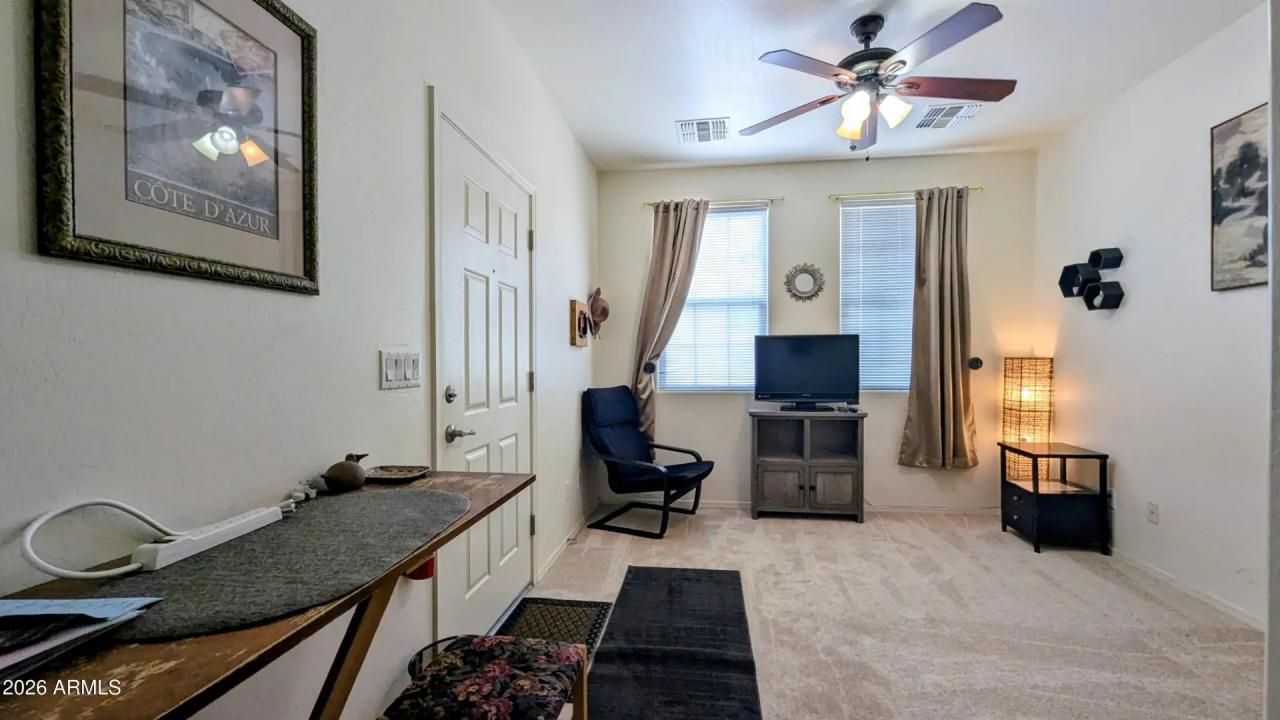 Real Estate Picture 26