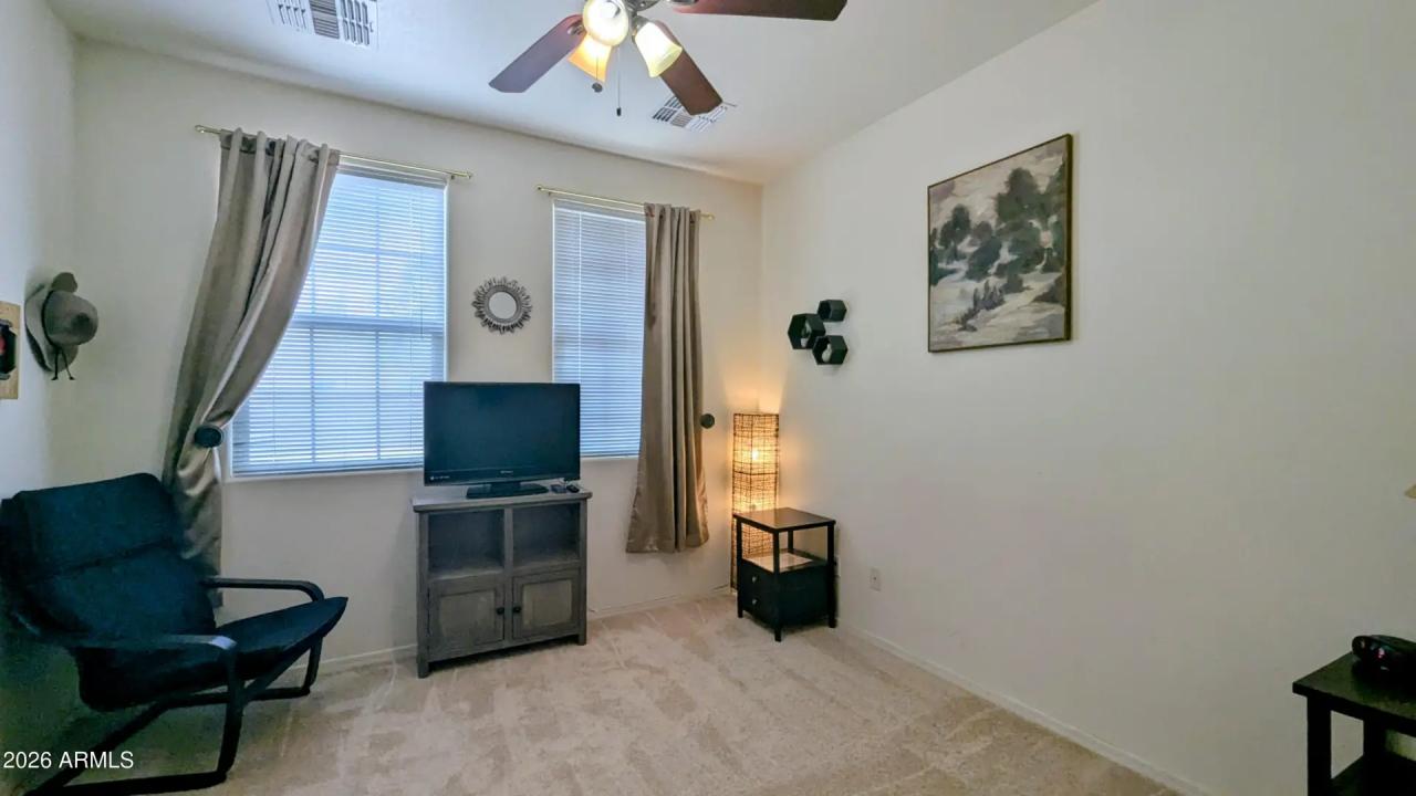 Real Estate Picture 29