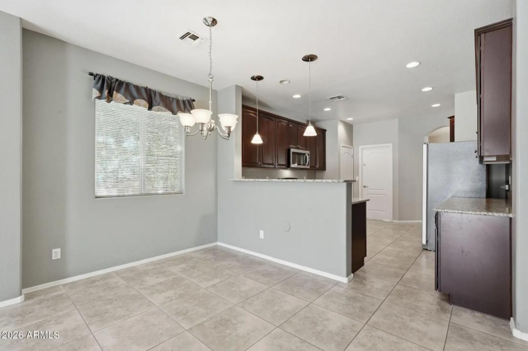 Real Estate Picture 19