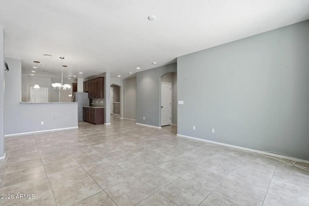 Real Estate Picture 22