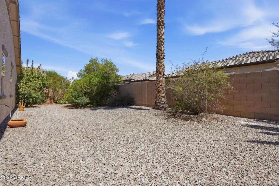 Real Estate Picture 29