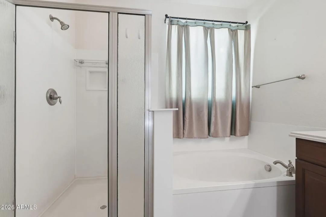 Real Estate Picture 34