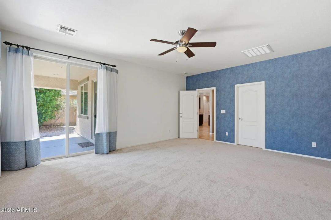 Real Estate Picture 32
