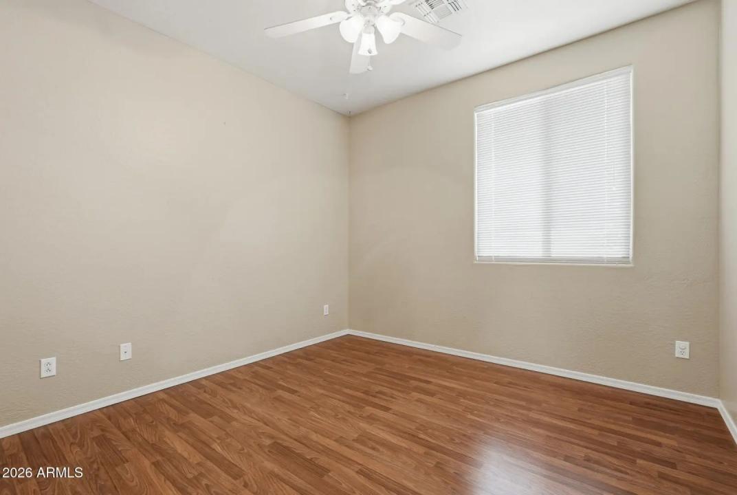 Real Estate Picture 38
