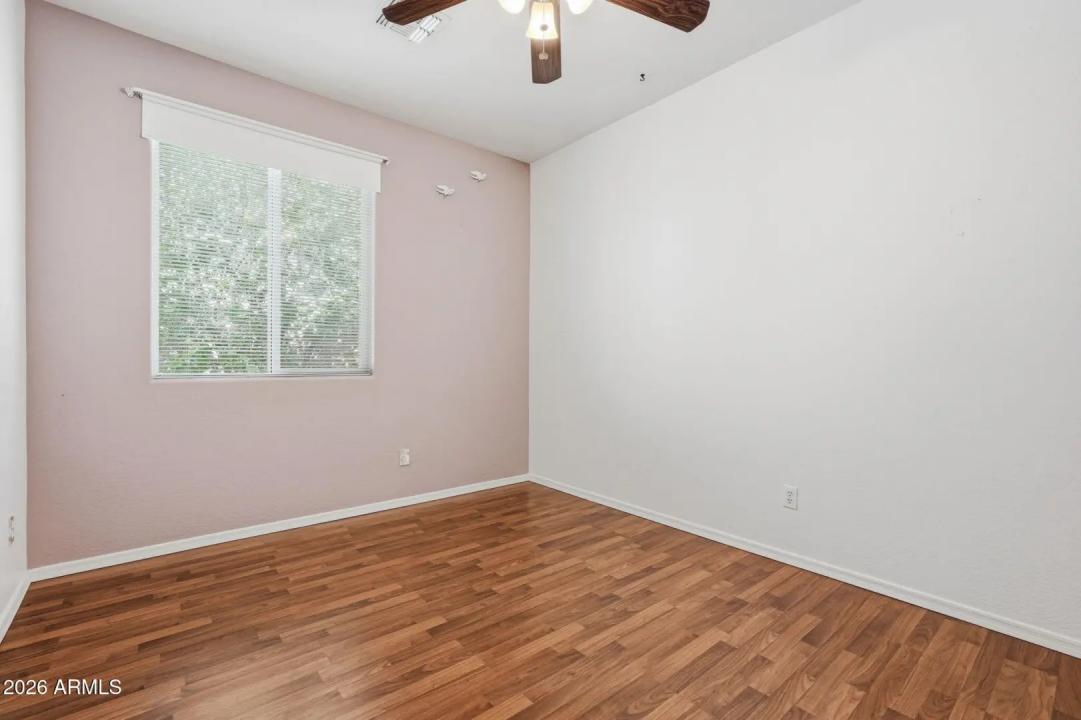 Real Estate Picture 43