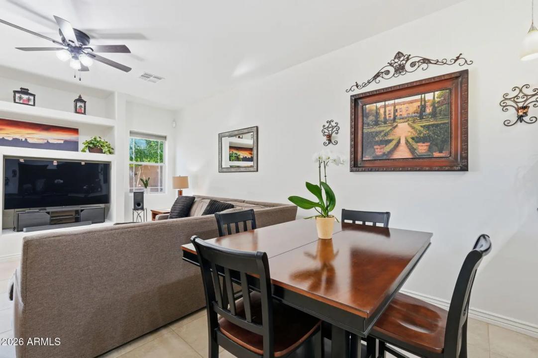 Real Estate Picture 13