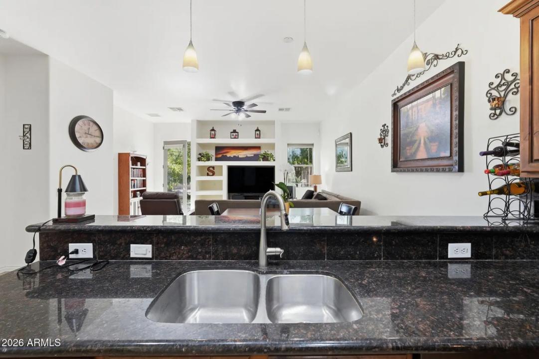 Real Estate Picture 8