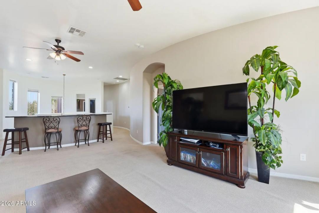 Real Estate Picture 32