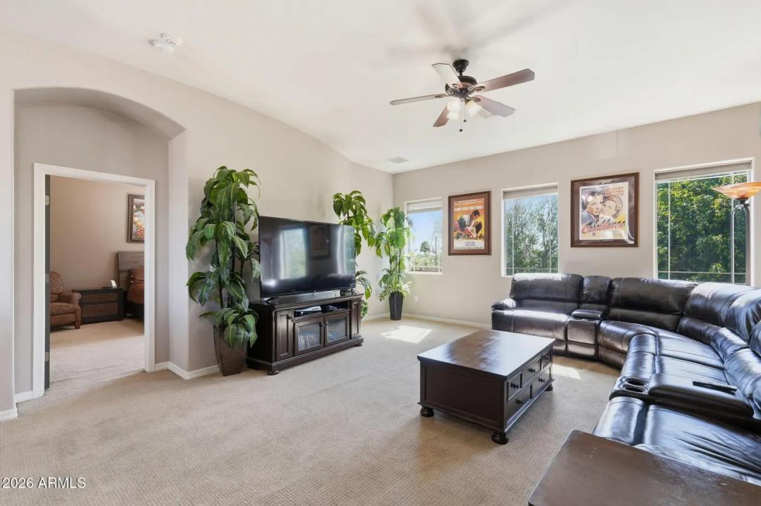 Real Estate Picture 38