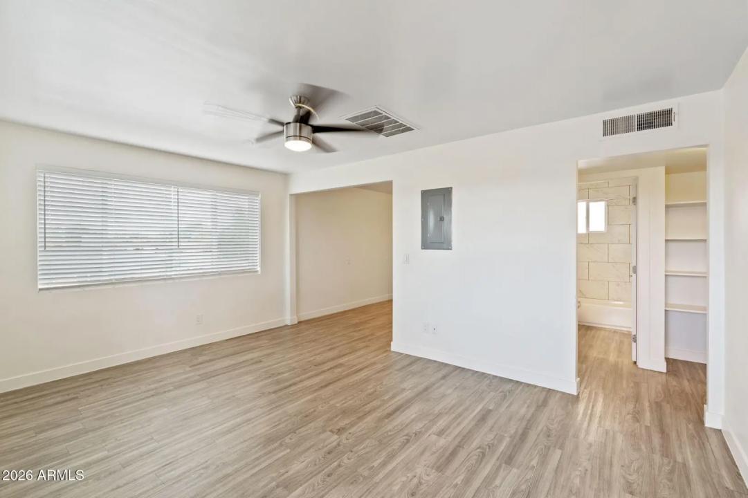 Real Estate Picture 2