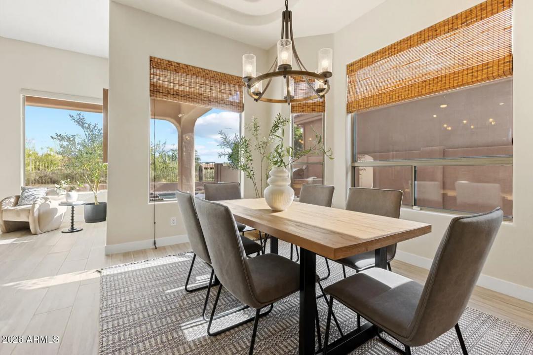 Real Estate Picture 3